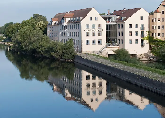 Pet Friendly hotel: Sorat Insel-Hotel Regensburg